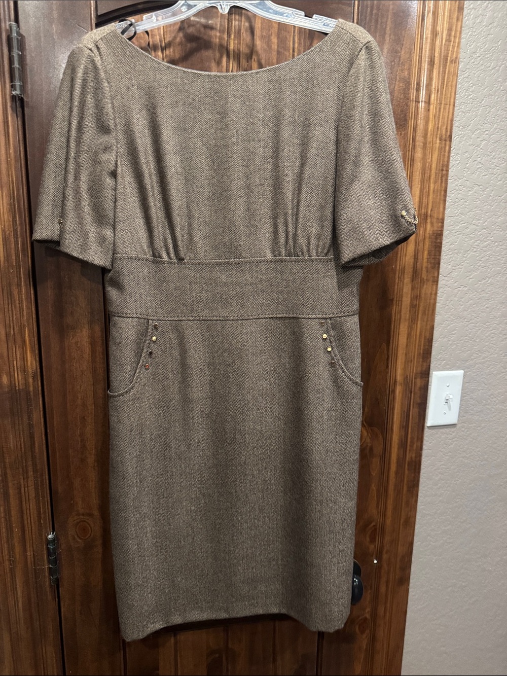 Classic Brown Short-Sleeve Dress